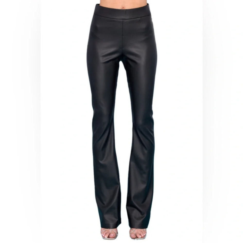 Blank NYC Faux Leather THE HOYT IN YOU MATTER PANT - Black - Size L - NWT!